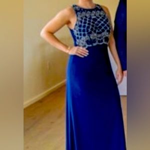 Beautiful bridesmaid dress!